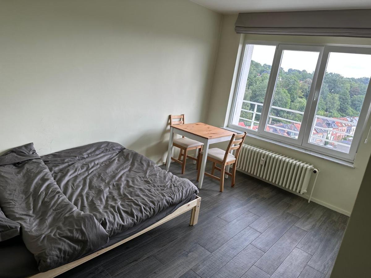 بروكسل Clam，Grand Apartment In Uccle المظهر الخارجي الصورة